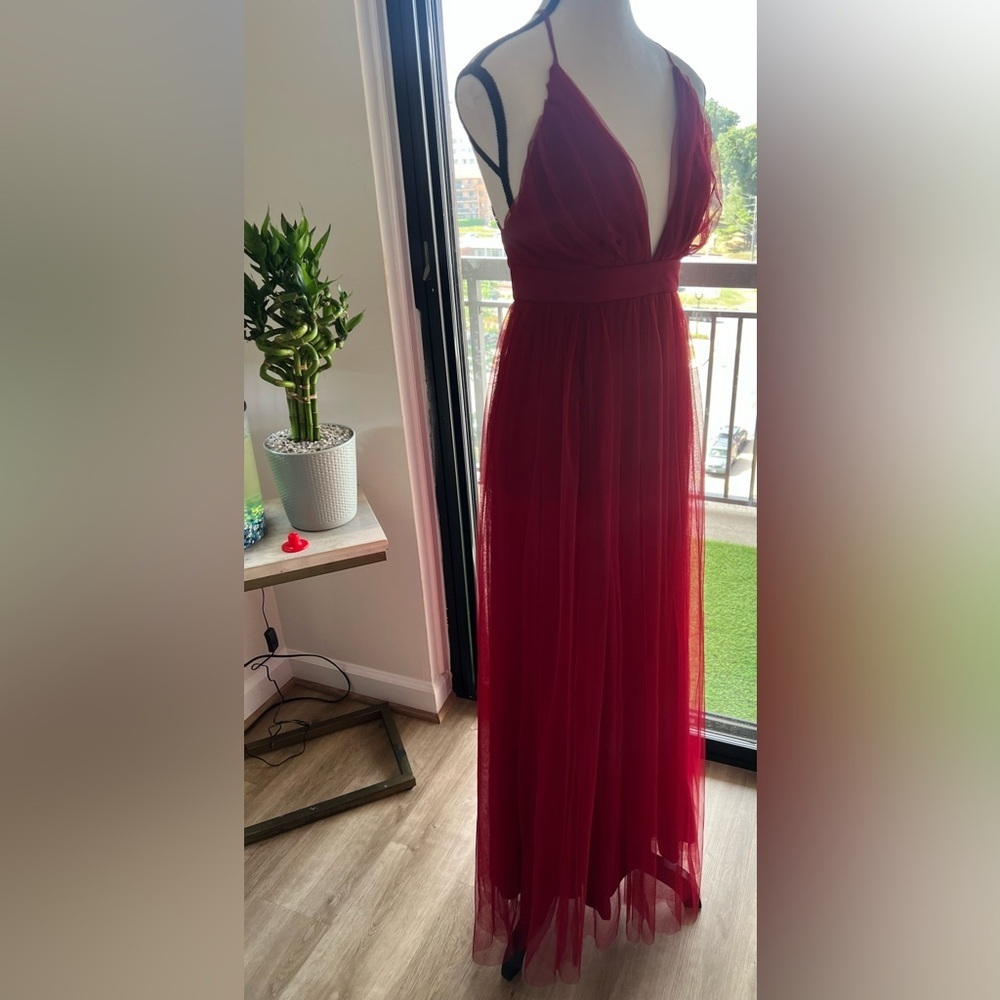 🌺Windsor Strapless Deep Red Gown